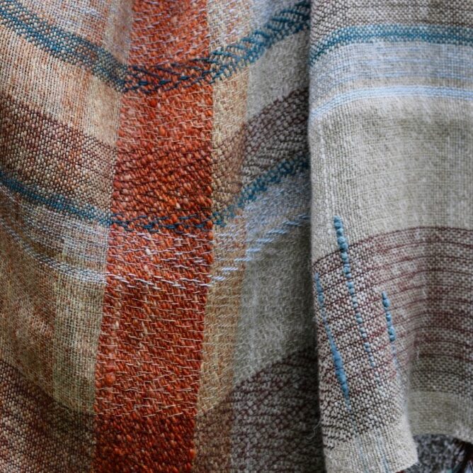 Rich Linen Blanket