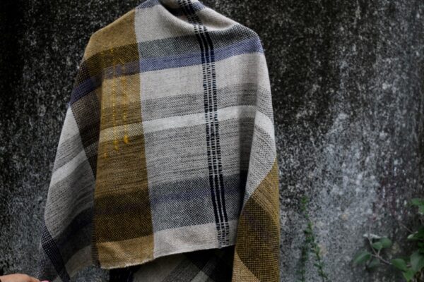 Woolen Earth Shift